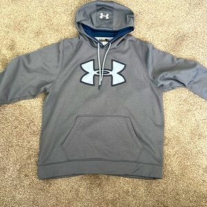Excellent condition Under Armour storm sweatshirt. Mens XL